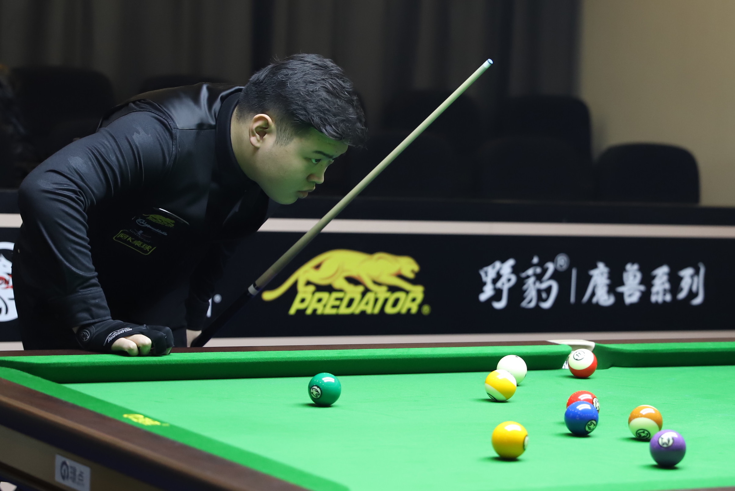 对手在中场 对手在中场