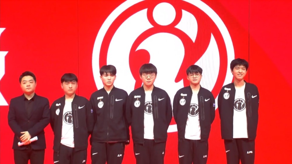 参赛队伍既 参赛队伍既